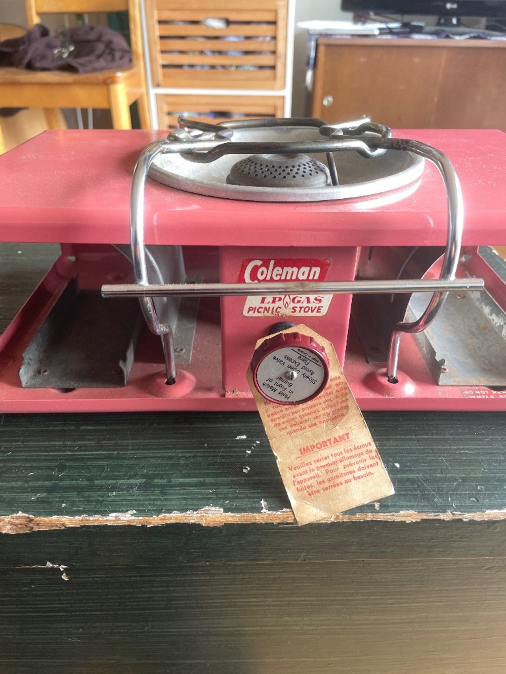 Coleman LP gas picnic stove